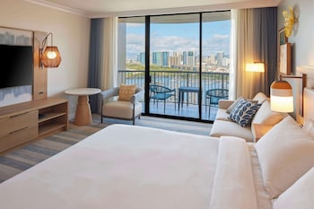 Room, 1 King Bed, Ocean View (Rainbow Tower, Renovated)