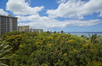 Room, 1 King Bed, Accessible, Ocean View