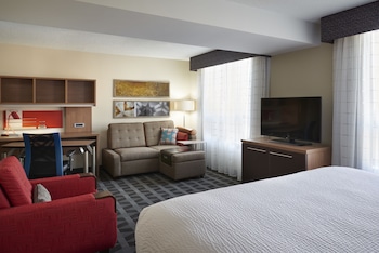 Studio, 1 King Bed with Sofa bed