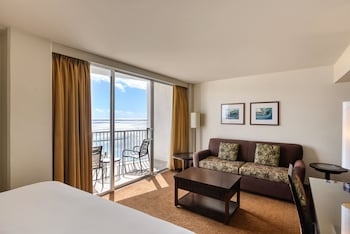 Junior Suite, Ocean View (Diamond Head - ADA)