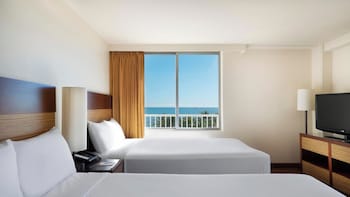 Room, 2 Double Beds, Ocean View
