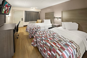 Deluxe Room, 2 Double Beds (Smoke Free)