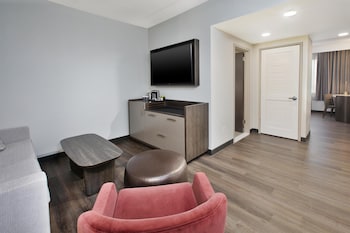 Junior Suite, 1 King Bed