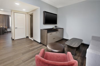 Junior Suite, 2 Queen Beds