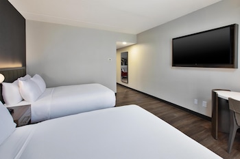 Junior Suite, 2 Queen Beds