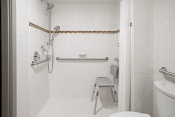 Room, 1 Queen Bed, Accessible (Communications)