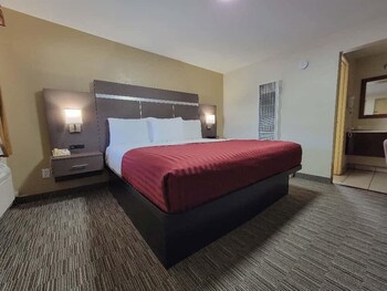 Room, 1 King Bed, Non Smoking