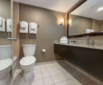 Deluxe Room, 1 Queen Bed