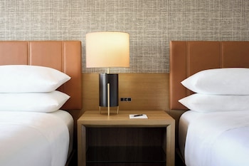 Deluxe Room, 2 Queen Beds
