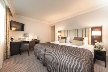 Executive Room, 1 King Bed with Sofa bed (Executive King Room)