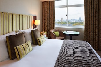 Superior Room, 1 Queen Bed (Superior Queen Room)
