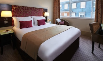 Standard Room, 1 Queen Bed (Classic Double Room)