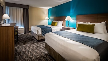 Standard Room, 2 Queen Beds, Non Smoking, Refrigerator (Pet Friendly)