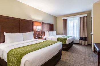 Suite, 2 Queen Beds, Accessible, Non Smoking