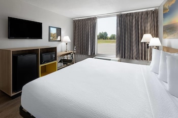 Room, 1 King Bed, Accessible, Non Smoking
