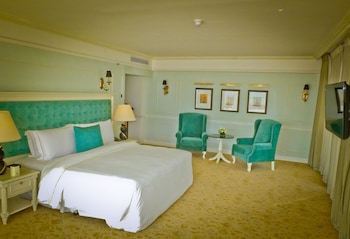 Presidential Suite, 1 King Bed, Harbor View, Executive Level