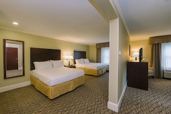 Single Room, 2 Queen Beds (Mobility, Accessible Tub)