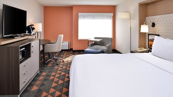 Standard Room, 1 King Bed