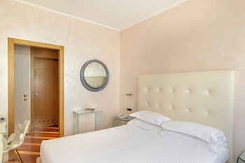 Standard Double or Twin Room (gym access)
