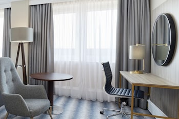 Standard Room, 1 King Bed