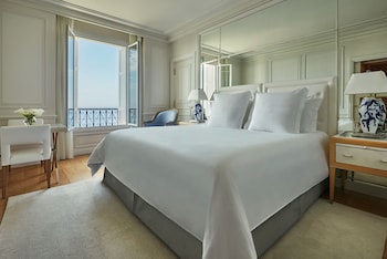 Room, 1 King Bed, Sea View