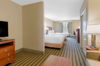 Suite, 2 Queen Beds, Non Smoking, Refrigerator & Microwave (with Sofabed)