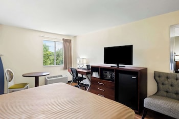 Room, 1 King Bed, Accessible, Non Smoking