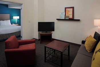Studio, 1 Queen Bed with Sofa bed