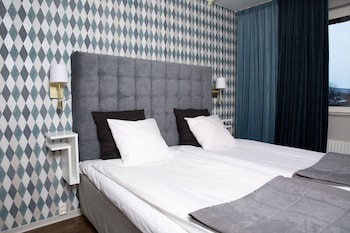 Double Room (Compact Double)