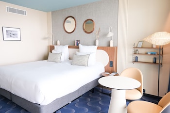 Chambre Classique avec Balcon et vue partielle sur la mer