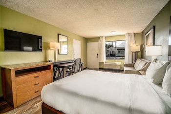 Junior Double Room