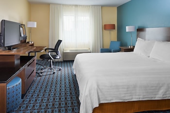 Room, 1 Queen Bed (Mobility/Hearing Accessible, Tub)