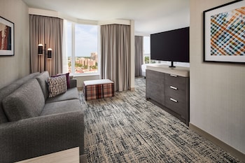Studio Suite, 2 Queen Beds, Accessible (Mobility/Hearing, Roll-in Shower)