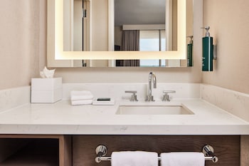 Studio Suite, 1 King Bed