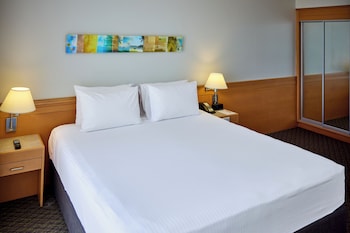 One Bedroom Suite with Seaview