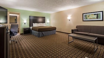 Standard Room, 2 Queen Beds, Non Smoking (Third bed is a Sofabed)