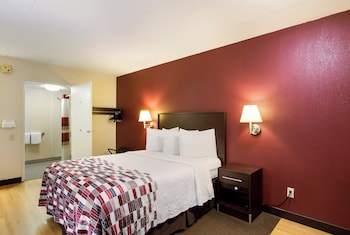 Deluxe Room, 1 Queen Bed, Accessible, Non Smoking