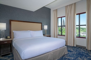 Premium Suite, 1 King Bed with Sofa bed, Non Smoking