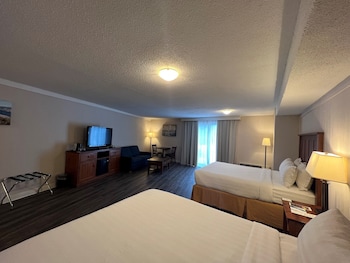 Suite, Multiple Beds, Non Smoking
