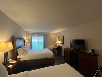 Standard Room, 2 Queen Beds, Non Smoking (no pet allowed)