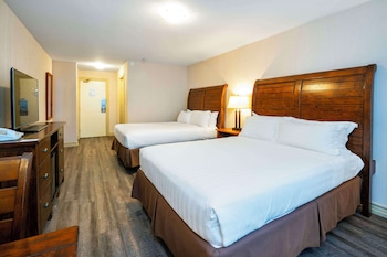 Room, 2 Queen Beds, Non Smoking