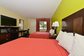 Room, 2 Queen Beds, Smoking