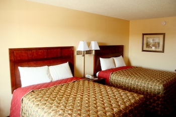 Deluxe Room, 2 Queen Beds, Non Smoking, Refrigerator & Microwave