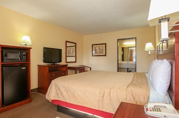Deluxe Room, 1 King Bed, Non Smoking, Refrigerator & Microwave