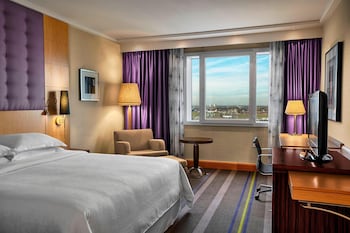 Classic Room, 1 King Bed