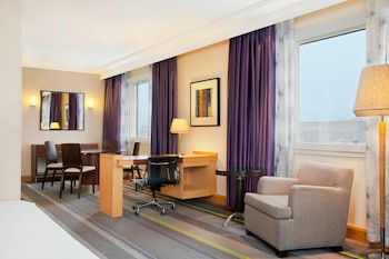 Junior Suite, 1 King Bed