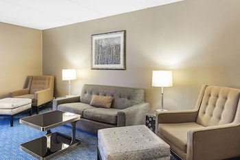 Suite, 1 King Bed (Bridal)
