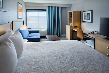 Room, 1 King Bed with Sofa bed, Non Smoking, Harbor View
