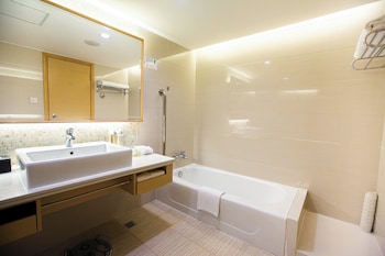 Suite, 1 King Bed