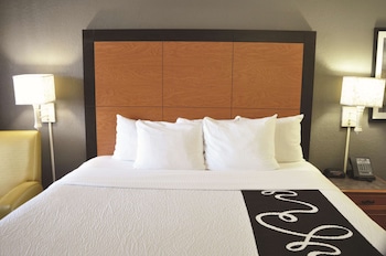 Deluxe Room, 1 King Bed, Non Smoking